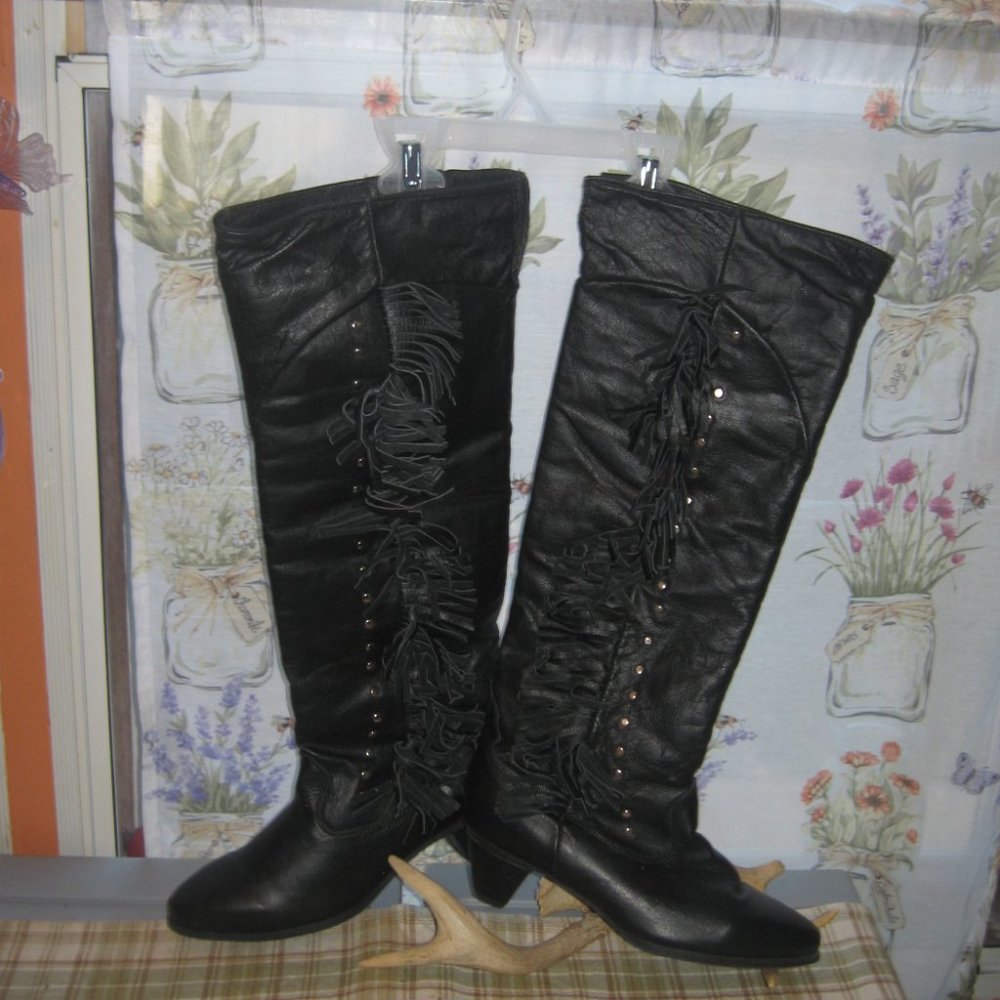 NEW LEATHER BOOTS
